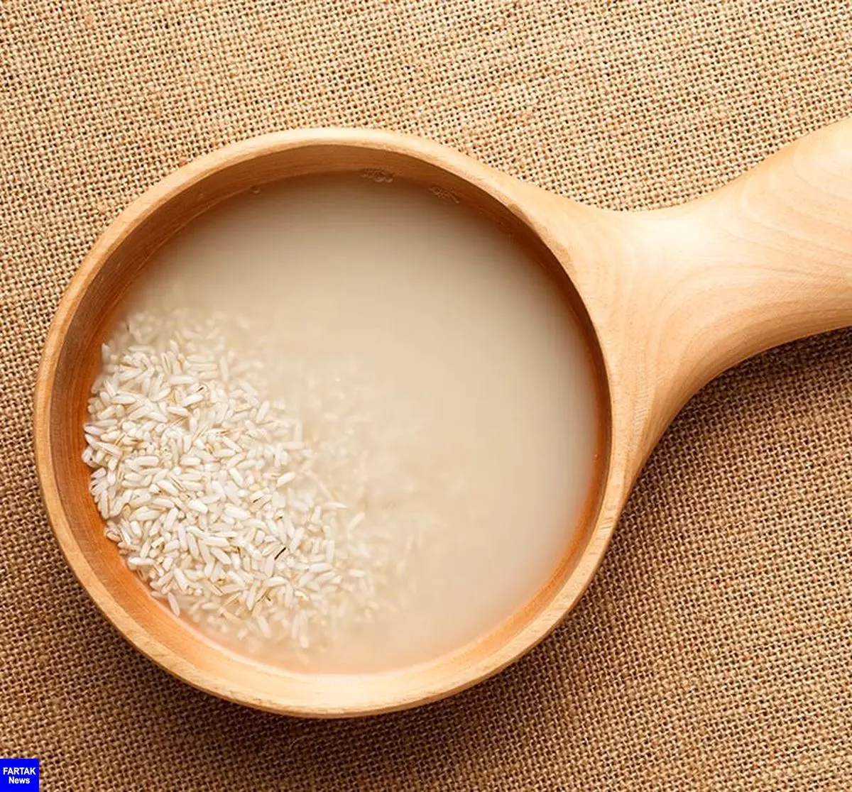 
شستن پوست صورت با آب برنج مفید است؟
