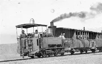 تهرانی‌ها ۱۳۳ سال قبل چگونه با قطار به "شاه عبدالعظیم" می‌رفتند 