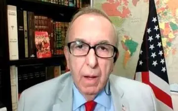 مشاور ترامپ: آمریکا قصد حمله به چند موضع نظامی عراقی را دارد
