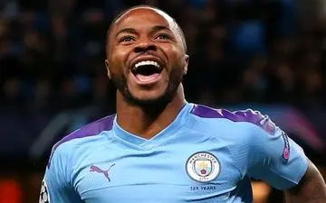  آغاز مذاکرات منچسترسیتی با استرلینگ برای تمدید قرارداد 