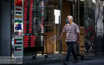 کشمکش در بازار دلار