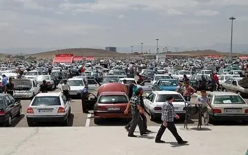  بلاتکلیفی خریداران و فروشندگان در سایه بی برنامگی وزارت صنعت