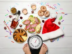 بهترین روش ها برای پیشگیری از چاقی و اضافه وزن | چگونه در نوروز دچار چاقی و اضافه وزن نشویم؟
