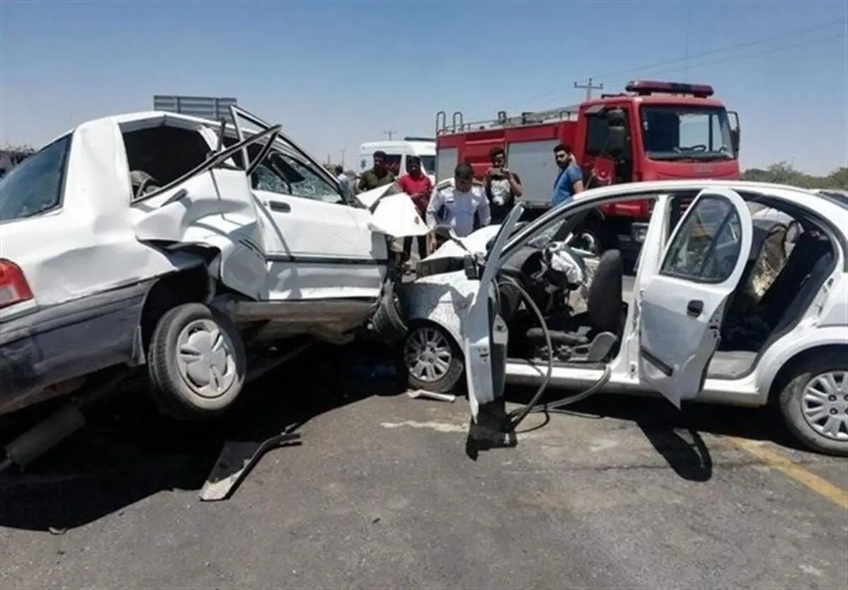 تصادف سمند و نیسان در جاده گرمی ۶ مصدوم برجا گذاشت