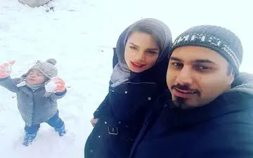 احسان خواجه امیری، همسر و پسرش در سلفی زمستانی |عکس