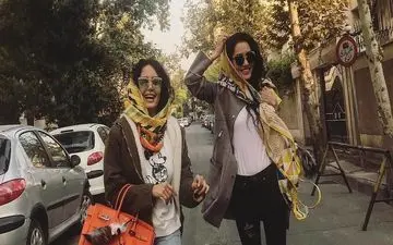 تیپ خیابانی الناز شاکردوست و خواهرش! + عکس