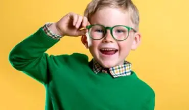 چند راه ساده برای کمک به عینک زدن کودک