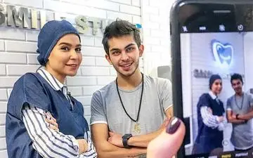 ارسلان کاظمی در کنار خانم دکتر دندانپزشک! + عکس