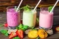 طرز تهیه ۲ مدل نوشیدنی میوه‌ای خنک؛ طراوت‌بخش روزهای گرم تابستان