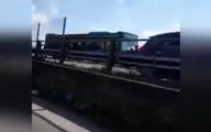 
فیلمی از لحظه حمله راننده عصبانی به اتوبوس حامل کودکان ایتالیایی