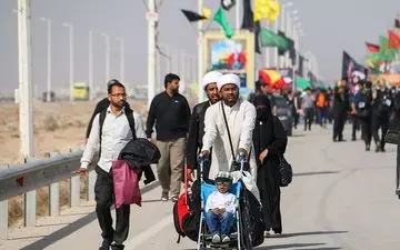 معاون حمل و نقل سازمان راهداری از مرز شلمچه بازدید کرد 