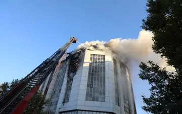 مهار حریق در هتل و نجات 100 مسافر در مشهد