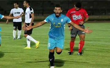 
پرسپولیس با بازیکن مدنظر برانکو به توافق مالی نرسید