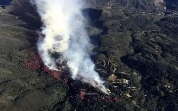 ۶ کشته بر اثر سقوط هواپیما در کالیفرنیای جنوبی