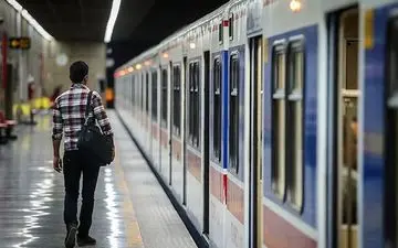 
رایگان شدن مترو و اتوبوس تا ۱۵ روز
