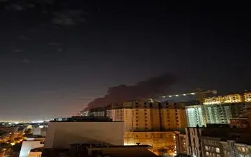 فوری / ستون دود برخاسته از انبار نفت غرب تهران (منطقه شهران) + عکس