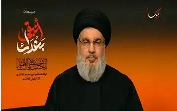 مقابل آمریکا و اسرائیل ایستاده و امام خامنه ای را تنها نمی گذاریم