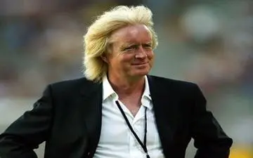 شفر به باشگاه استقلال رفت+عکس