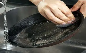 نکاتی درباره استفاده از ظروف نچسب در آشپزی