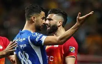 ویدیویی از حواشی بازی فولاد و استقلال