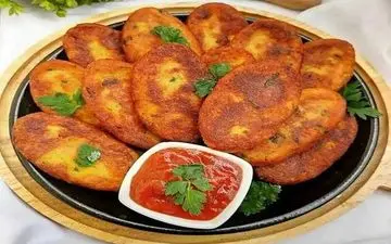 طرز تهیه کوکو سیب زمینی خوشمزه و مجلسی با نکات کامل