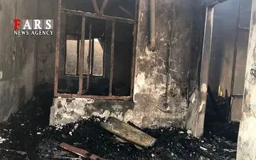 یک انبار ضایعات نیشابور در آتش سوخت