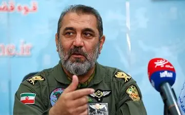 انجام ۶۰۰ سورتی پرواز هوانیروز در مناطق زلزله‌زده/ بالگرد‌های ارتش به مردم روستا‌های صعب‌العبور آذوقه می‌رسانند
