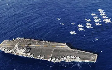 تلاش خلبان برای جلوگیری از سقوط + فیلم