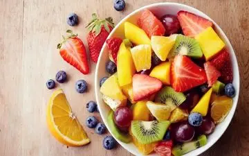 زمان طلایی خوردن میوه در رمضان؛ چه ساعتی بهترین جذب را دارد؟