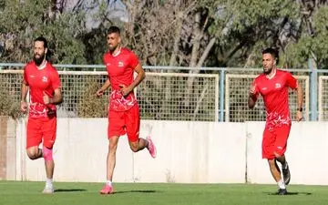 تمرین پرفشار شاگردان کریمی در روز حضور مدیرعامل تراکتور