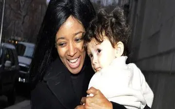 مدل معروف خود و فرزند ۷ساله اش را از طبقه ۲۵ هتل پایین انداخت و کشت + عکس