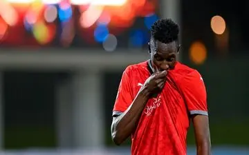 اولونگا بهترین بازیکن دیدار استقلال و الدحیل شد