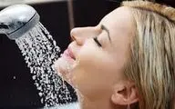 چرا موهایتان یک روز بعد از دوش گرفتن چرب می‌شوند؟