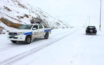 محور خلخال-اسالم با سقوط بهمن بسته شد
