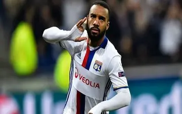 خرید جدید منچسترسیتی از فرانسه