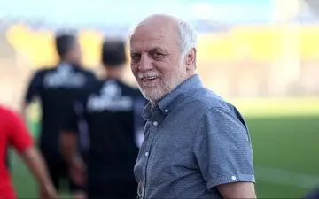 خوردبین: کم لطفی بیرانوند و رضاییان به پرسپولیس و هوادارانش!