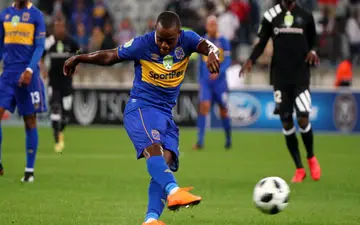 یک قدم دیگر تا نهایی شدن بمب نقل‌وانتقالاتی استقلال + عکس