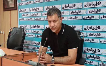 دایی: هوادار پرسپولیس می‌داند چه کسی خیانت کرده/ ۴-۵ سال به ما توهین کردند