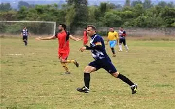 داور سرشناس در راه فوتبالیست شدن!