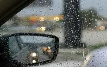 ۱۰ شرط مهم برای رانندگی در باران