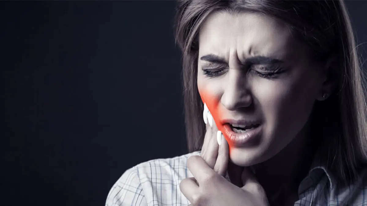 چرا دندان درد شب‌ها وخیم تر می‌شود؟