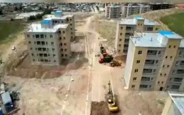 پروژه مسکن ۱۶۰ واحدی هرسین در شهریورماه سال جاری به بهره‌برداری می‌رسد

 

 