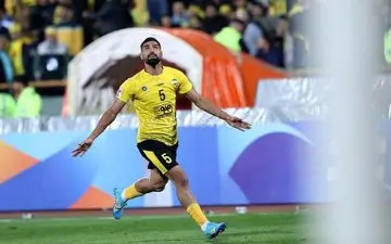 تیر اسدی به سنگ خورد ؛ سپاهان درخواست یک میلیون دلاری ستاره گلزنش را رد کرد 