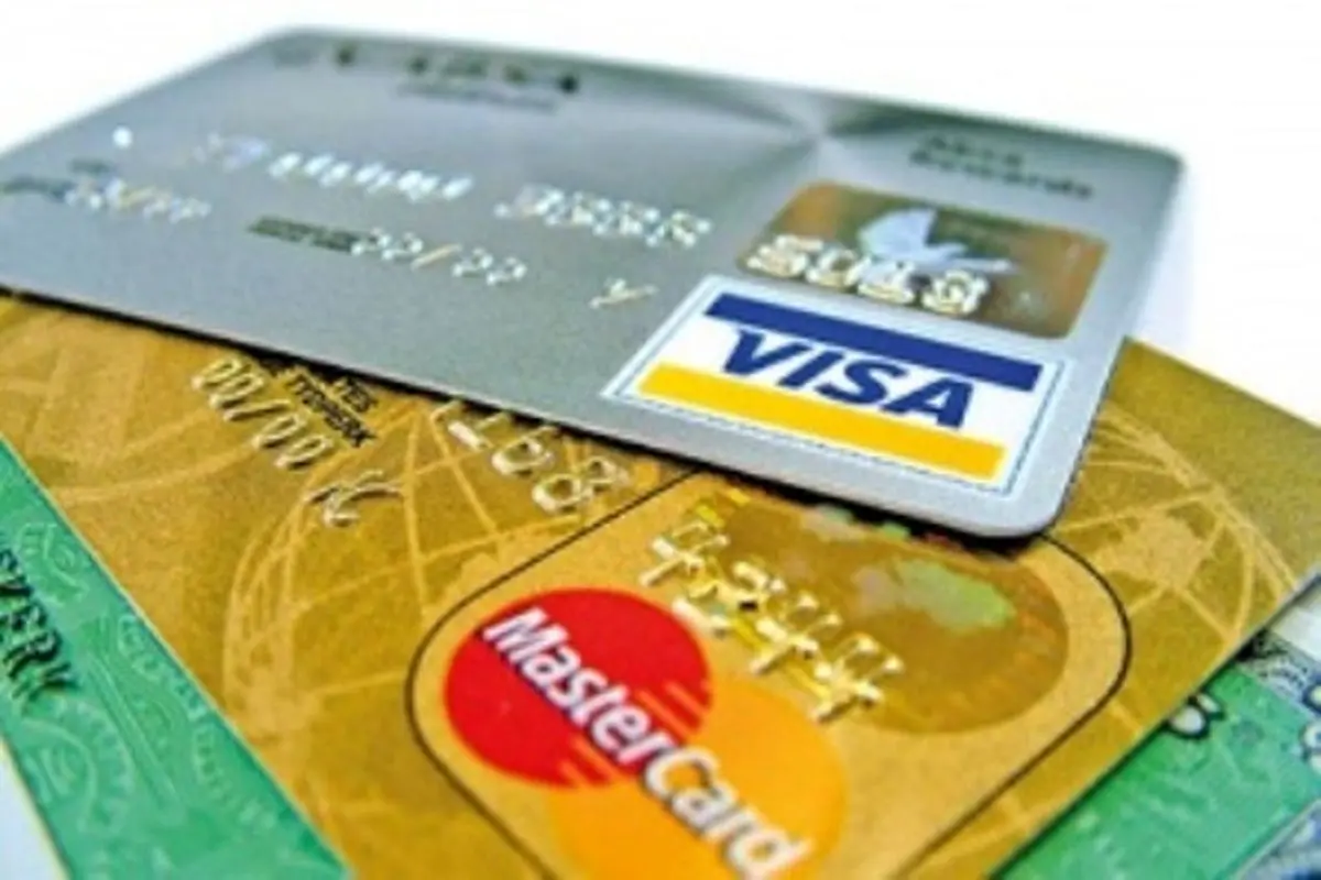 امکان گردش مالی کارت اعتباری گردشگران سالیانه تا 20 میلیارد دلار است