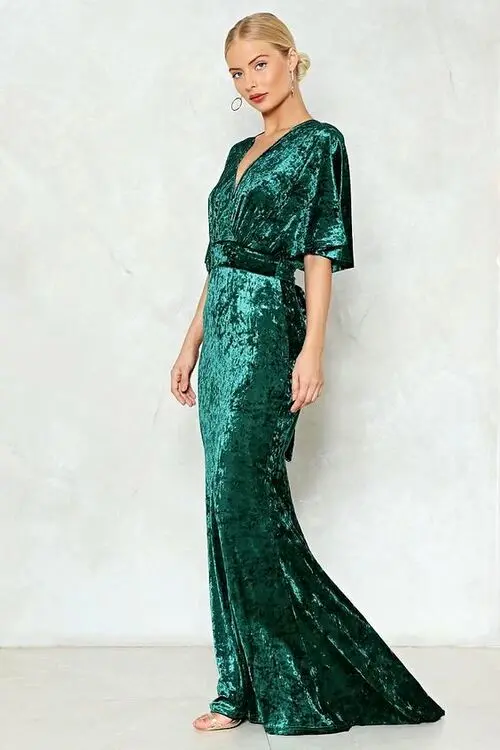  لباس بلند و مخمل سبز دریایی
