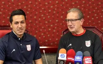 لیکنز: بیرانوند نشان داد دروازه‌بان سطح بالایی است/ باید روحیه را به بازیکنانم تزریق کنیم