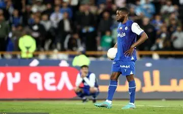 فسخ قرارداد ستاره استقلال در نیمه راه؟ آبی پوشان به دنبال فسخ مشروط قرارداد ستاره فرانسوی!