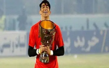 بیرانوند پشت انصاری فرد در آمد: غیر فوتبالی ها دست از سر فوتبال بردارید + سند