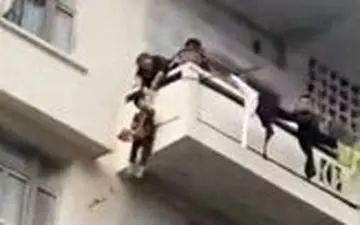 مادربزرگی که نوه‌اش را قربانی گربه خود کرد! 