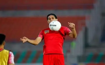  سه باشگاه لیگ برتری خواهان به خدمت گرفتن مدافع پرسپولیس